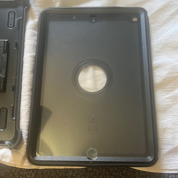 OtterBox Tablets & Accessories Otter Box For Ipad 9th Gen Black